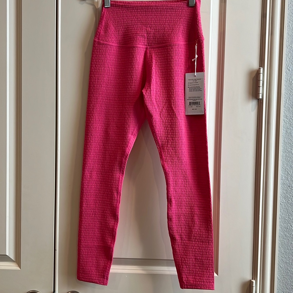 TAVI SEERSUCKER HIGH WAISTED 7/8 LEGGINGS HOT PINK COLOR